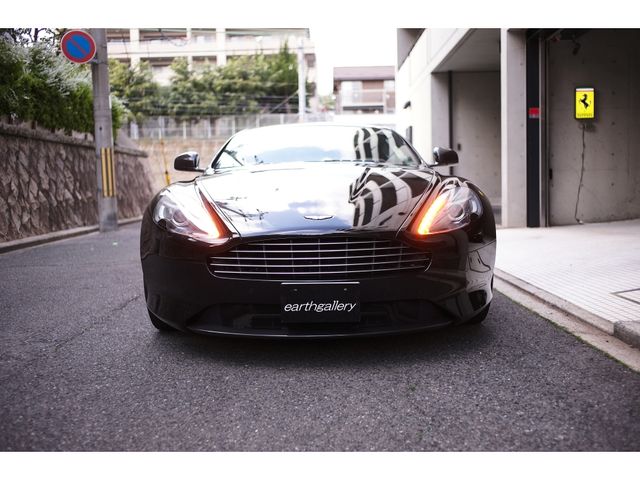 ASTON MARTIN