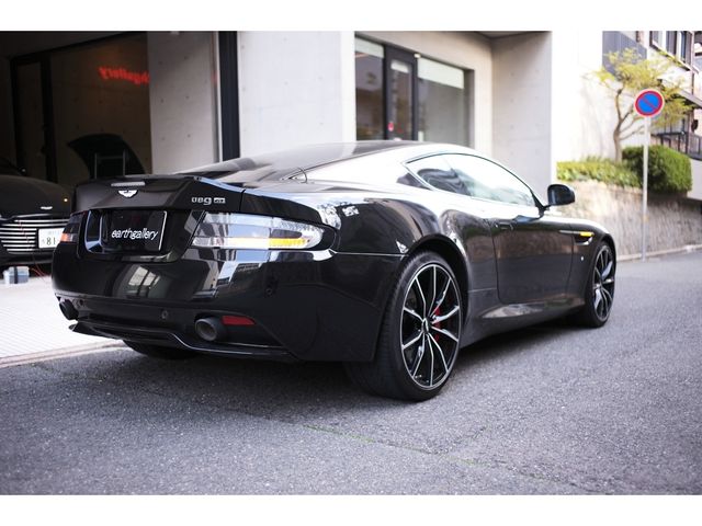 ASTON MARTIN