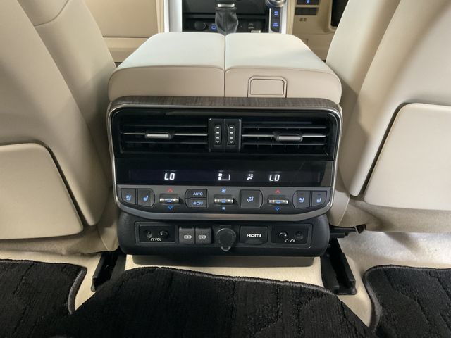 LANDCRUISER wagon