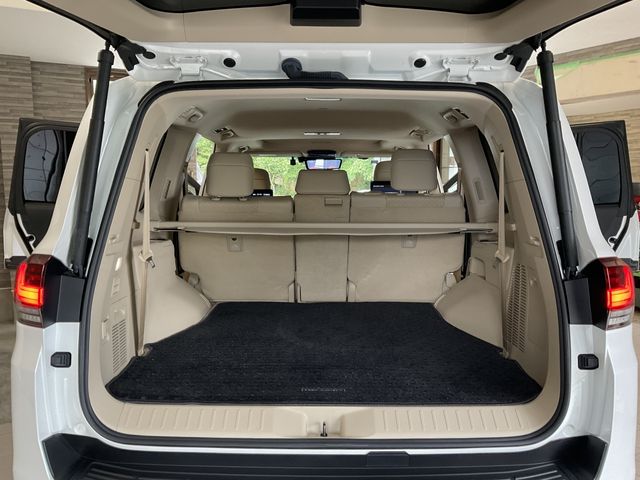 LANDCRUISER wagon
