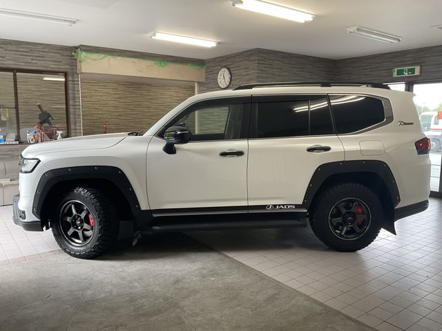 LANDCRUISER wagon