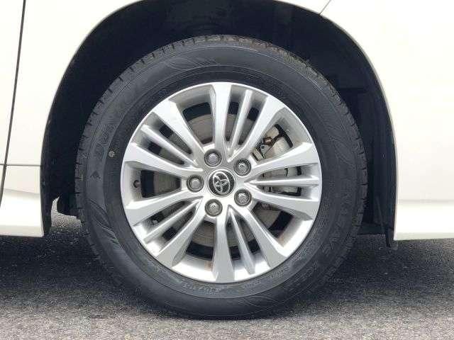 NOAH HYBRID 4WD
