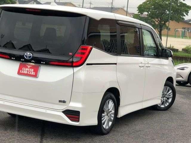 NOAH HYBRID 4WD