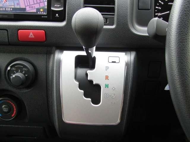 HIACE van 2WD