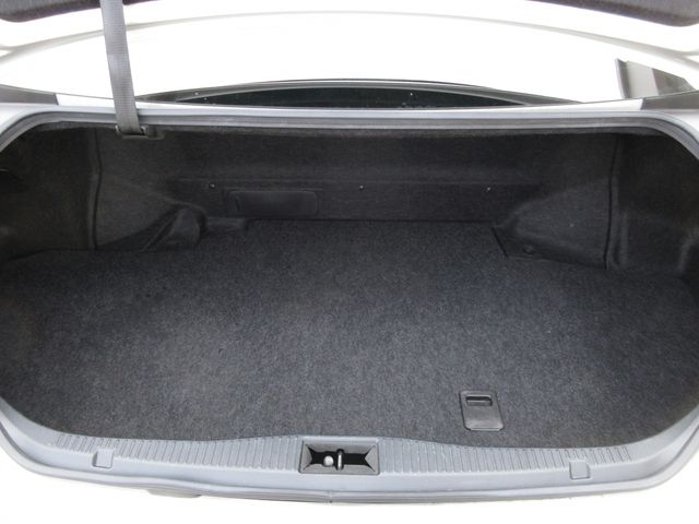 CROWN sedan hybrid