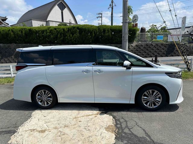 ALPHARD hybrid