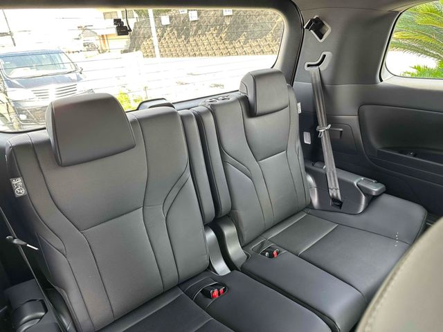 ALPHARD hybrid