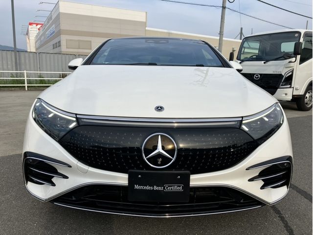 MERCEDES BENZ EQS