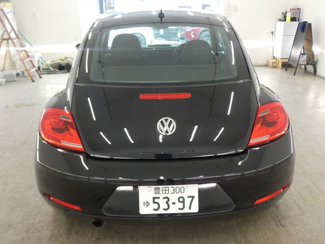 VOLKSWAGEN The BEETLE