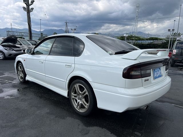 LEGACY B4