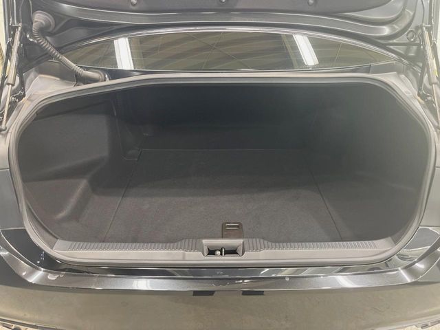 CROWN sedan hybrid