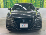 CROWN sedan hybrid