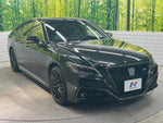 CROWN sedan hybrid