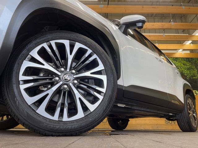 YARIS CROSS HYBRID