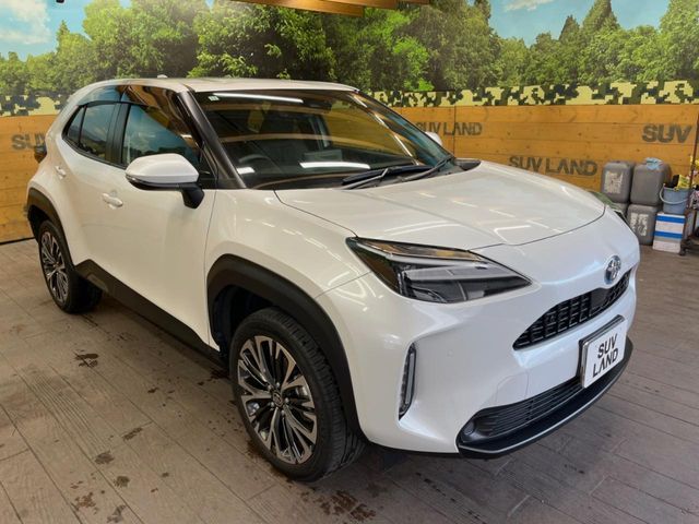 YARIS CROSS HYBRID