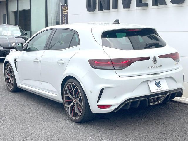 RENAULT MEGANE hatchback