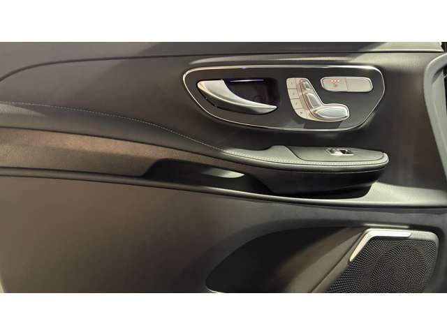 MERCEDES BENZ V class