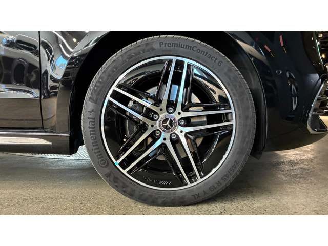 MERCEDES BENZ V class
