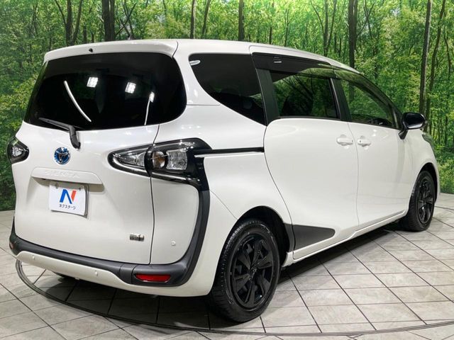 SIENTA HYBRID