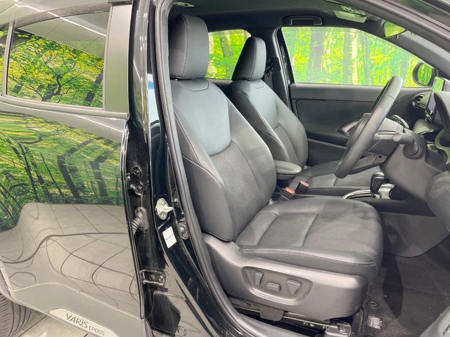 YARIS CROSS HYBRID