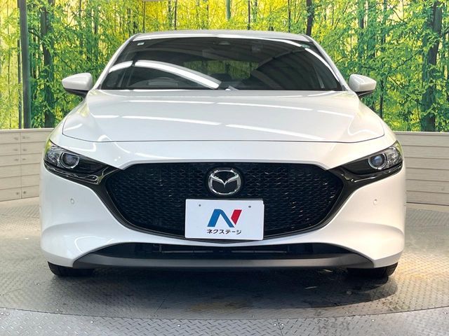 MAZDA3 FASTBACK