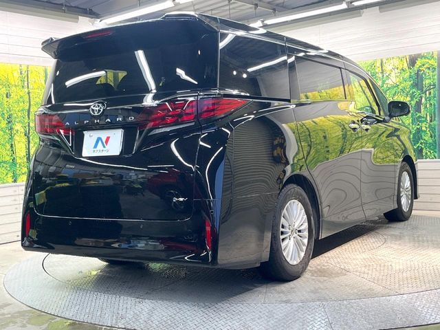 ALPHARD hybrid