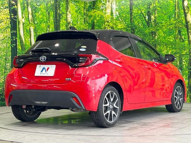 YARIS HYBRID