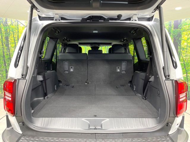 LANDCRUISER 250