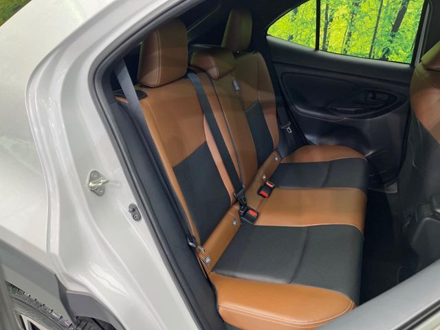 YARIS CROSS HYBRID