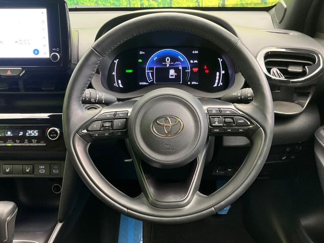 YARIS CROSS HYBRID