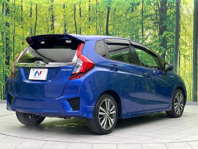 FIT HYBRID