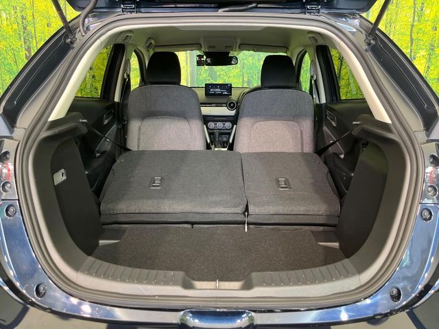 MAZDA2
