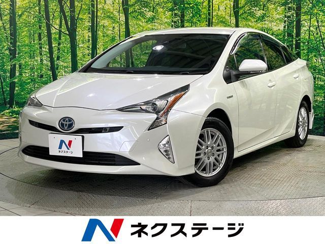 PRIUS 4WD