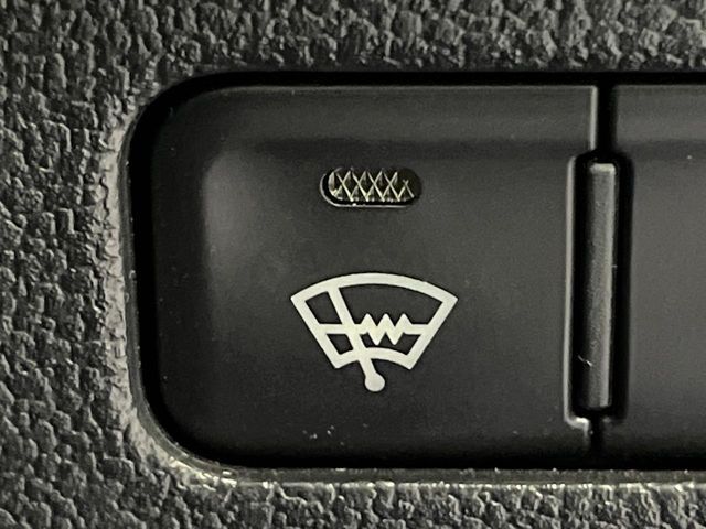 PRIUS 4WD
