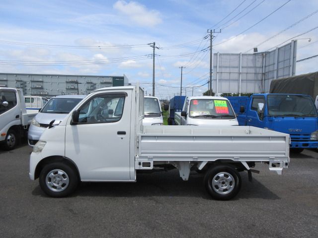 LITEACE truck 2WD