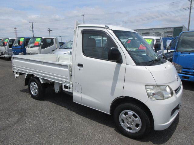 LITEACE truck 2WD