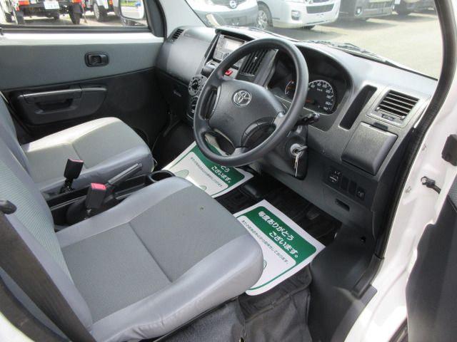 LITEACE truck 2WD