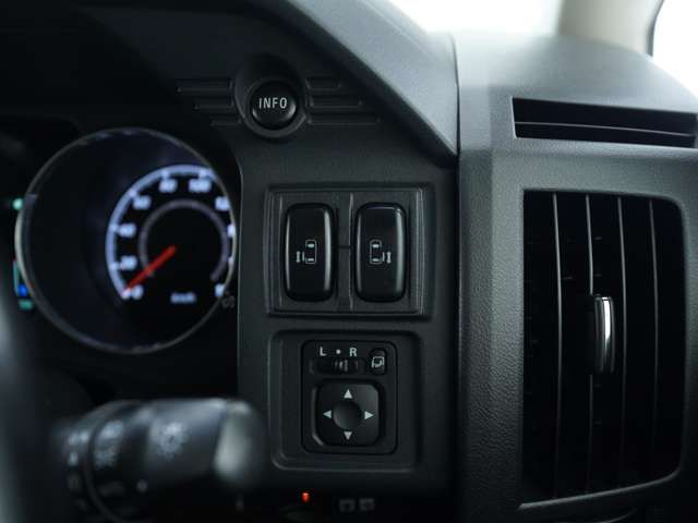 DELICA D:5 4WD