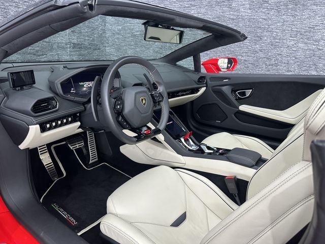 LAMBORGHINI HURACAN Spider