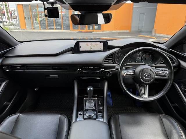MAZDA3 FASTBACK