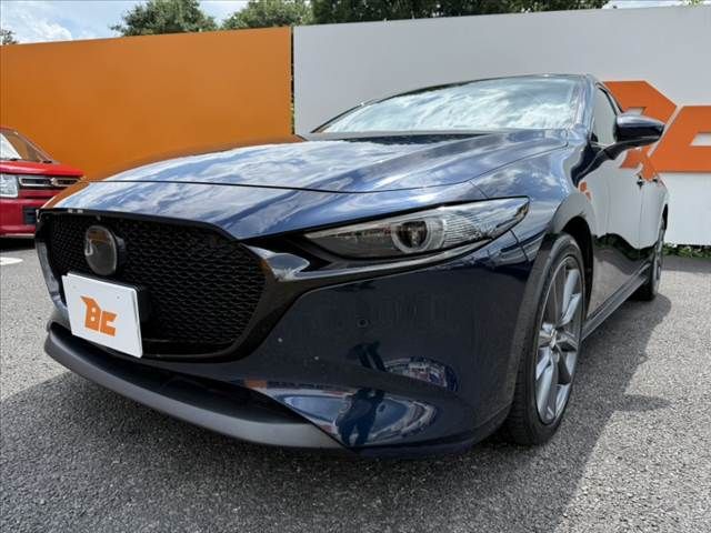 MAZDA3 FASTBACK