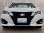 CROWN sedan hybrid