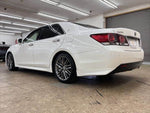 CROWN sedan hybrid