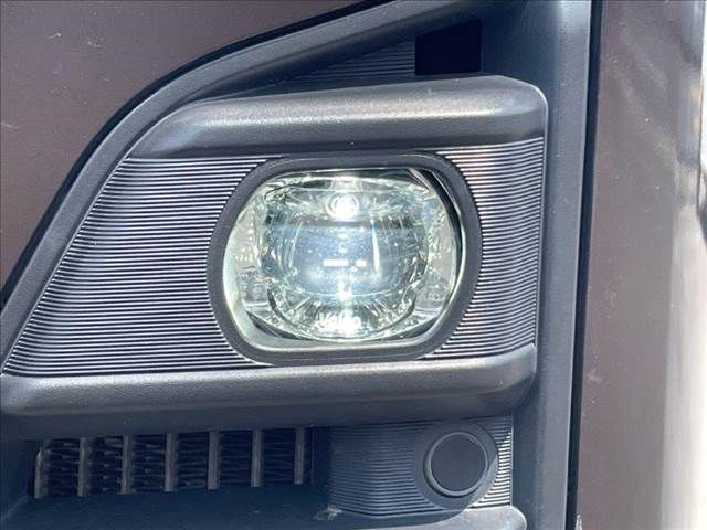 CARAVAN van 2WD