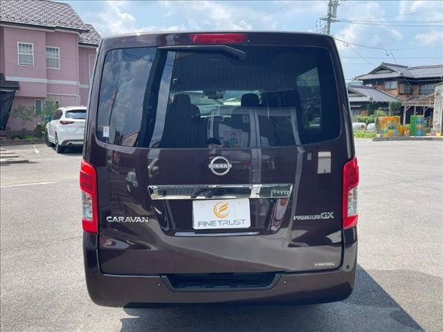 CARAVAN van 2WD