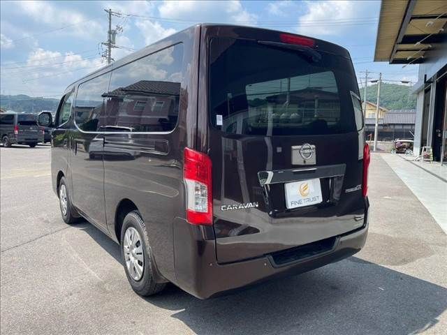 CARAVAN van 2WD