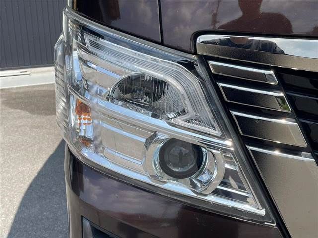 CARAVAN van 2WD