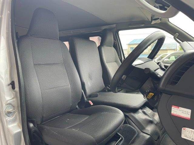 HIACE van 4WD