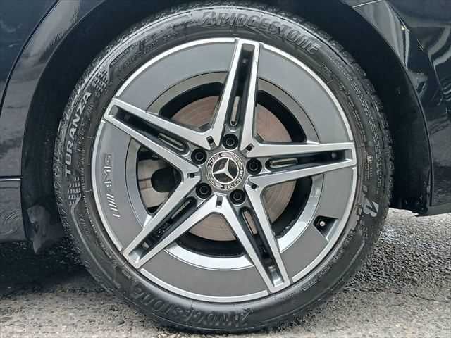 MERCEDES BENZ C class sedan