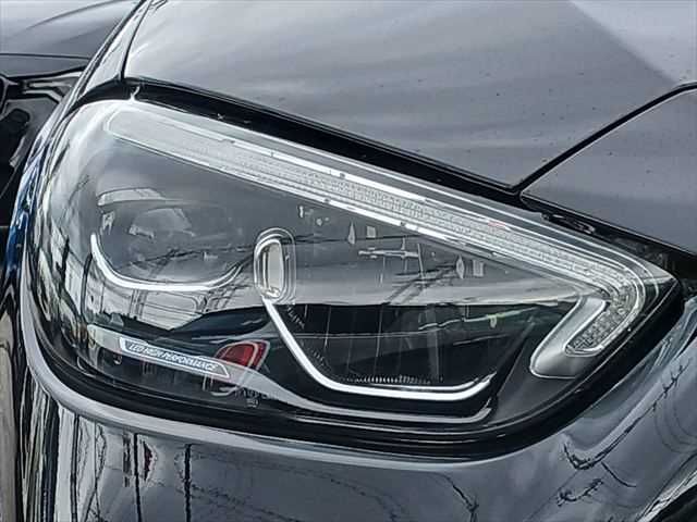 MERCEDES BENZ C class sedan